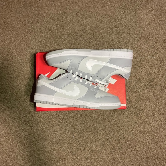 Nike Dunk Low Two Toned Grey - Picture 3 of 4